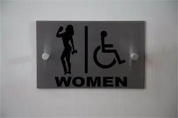 Индивидуальная ВЫВЕСКА В туалете для фитнеса 